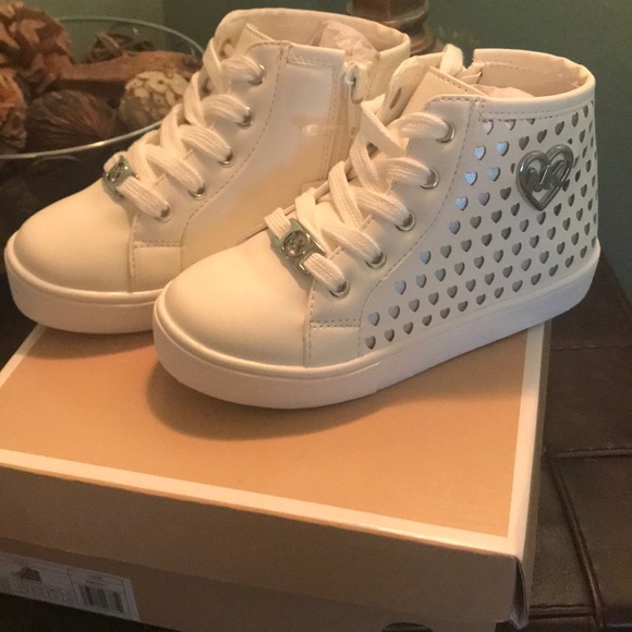 NWT-GIRLS MICHAEL KORS SHOES - Picture 2 of 5